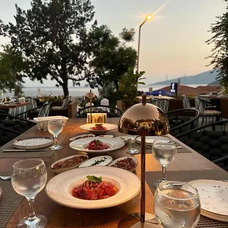 Port * Kalkan